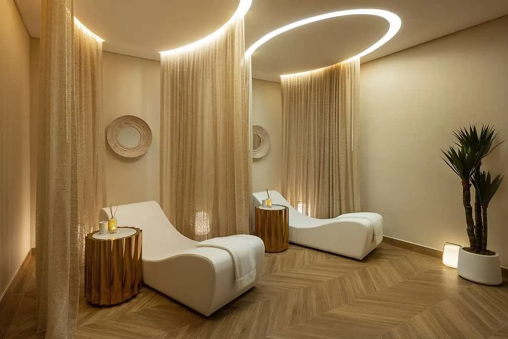 Damac Maison Aykon City Dubai Hotel